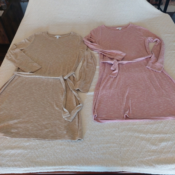 Time and Tru Dresses & Skirts - Time and Tru Beige and Blush Belted Dresses
